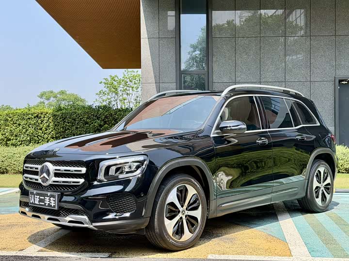 Mercedes-Benz GLB 2021 GLB 200 — фото 1