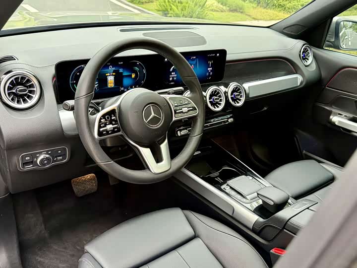 Mercedes-Benz GLB 2021 GLB 200 — фото 18