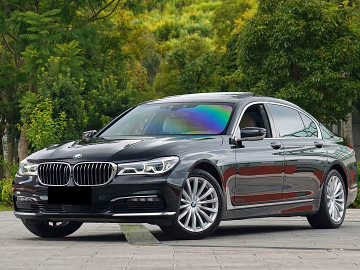 BMW 7-Series 2016 740 Li — фото 1