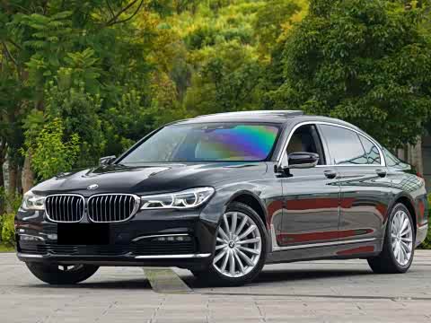 BMW 7-Series 2016 740 Li — фото 16