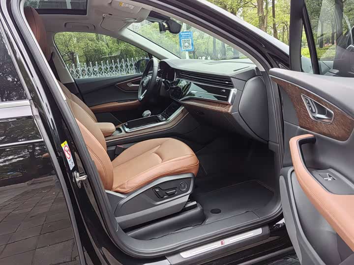 Audi Q7 2024 45 TFSI quattro S line Sport — фото 19