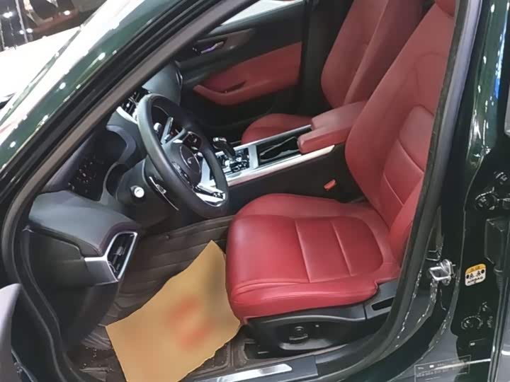 Jaguar XEL 2021 2.0 T 250 PS R-DYNAMIC S — фото 15
