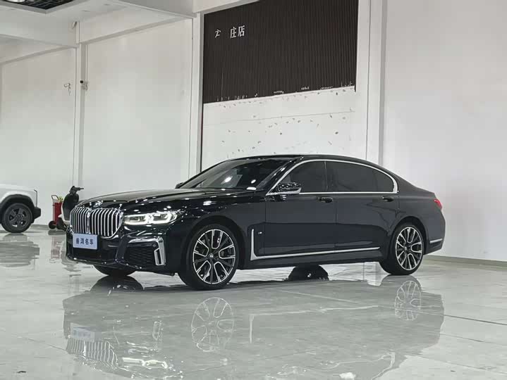 BMW 7-Series 2019 740 Li Leading M — фото 1