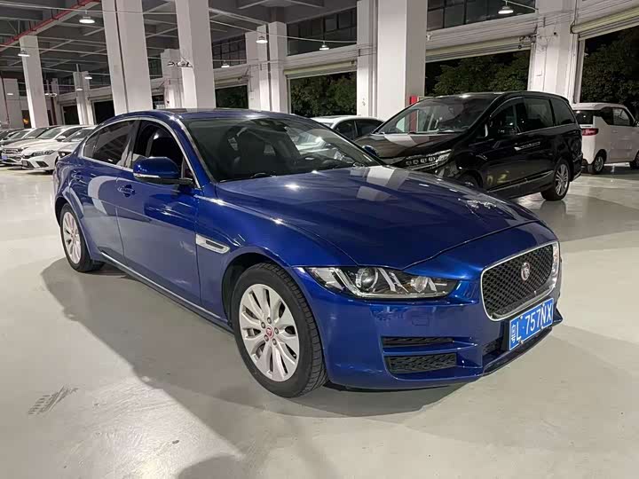 Jaguar XEL 2019 2.0 T 200 PS — фото 3
