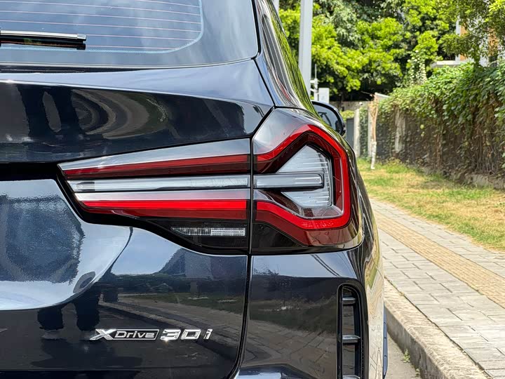 BMW X3 2023 x Drive 30i Leading M — фото 12
