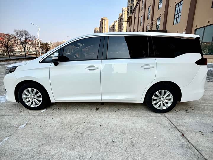 Trumpchi M6 2021 270 T DCT ( ) — фото 8