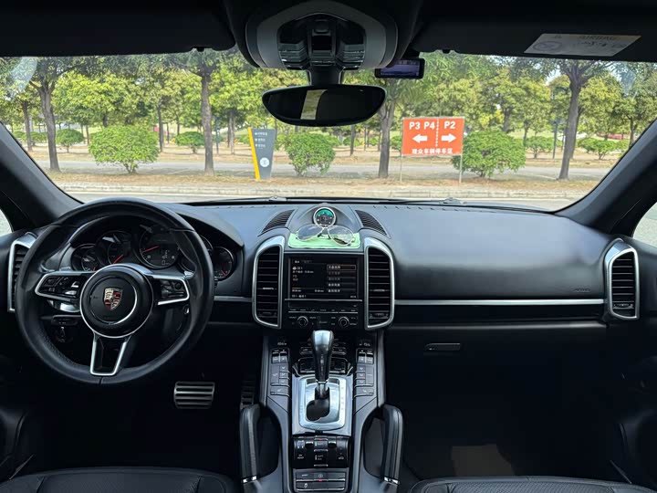 Porsche Cayenne 2015 Cayenne 3.0 T — фото 10