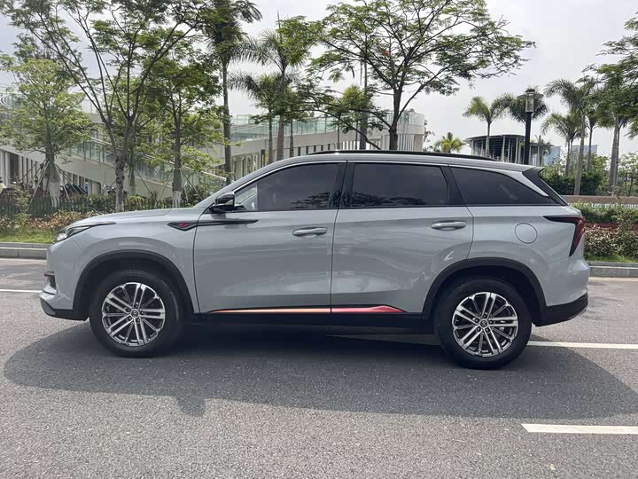 Changan CS75 PLUS 2021 1.5 T ATLuxury — фото 24