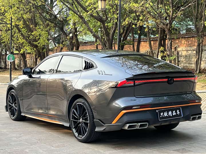 Changan UNI-V 2024 1.5 T Sport — фото 19