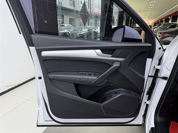 Audi Q5L 2020 40 TFSI — фото 17