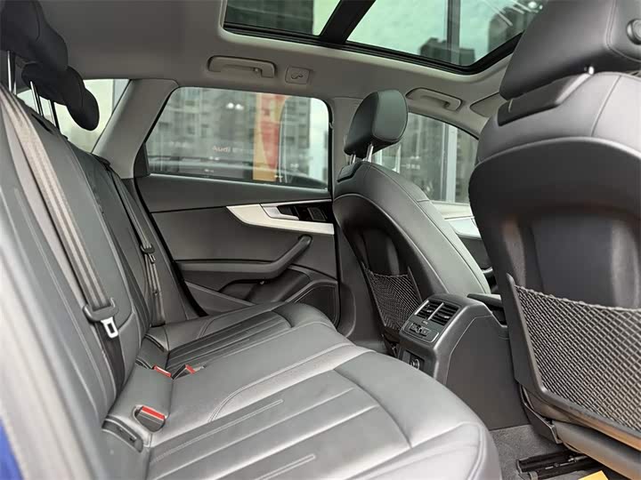 Audi A4 2022 allroad quattro — фото 10
