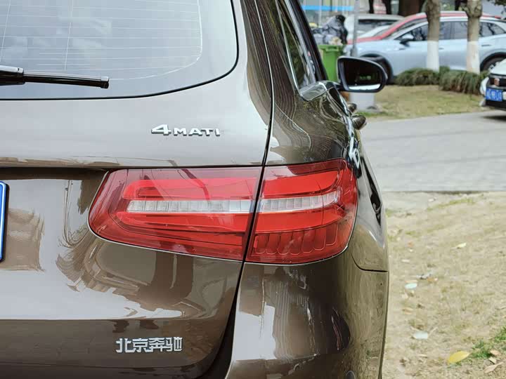Mercedes-Benz GLC 2017 GLC 260 4 MATIC — фото 6