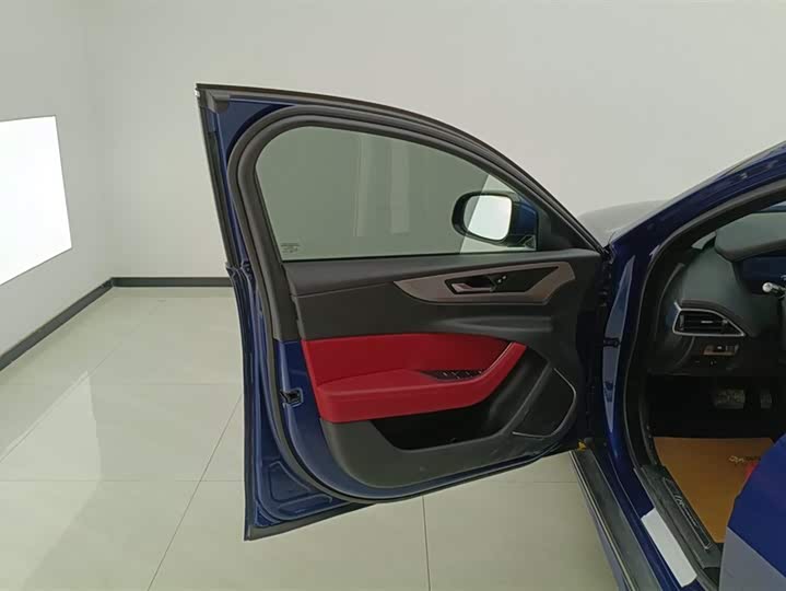 Jaguar XEL 2021 2.0 T 250 PS R-DYNAMIC S — фото 7