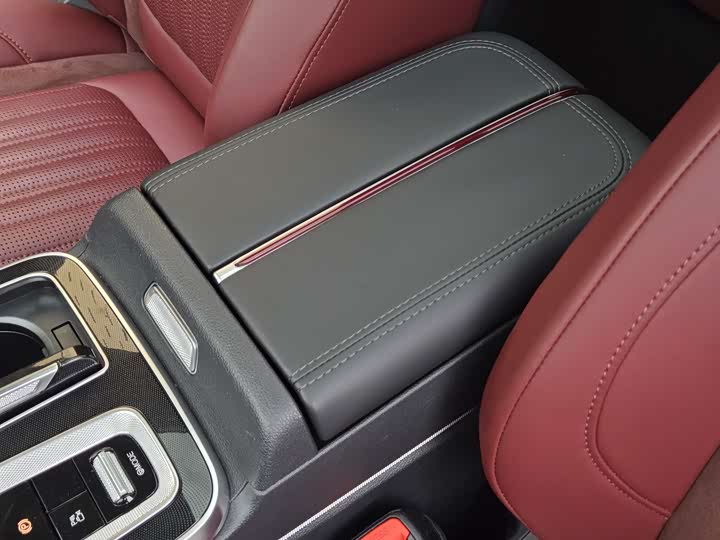 Hongqi HS5 2023 2.0 T 4 WD Pro — фото 32