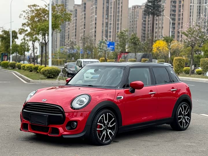 MINI Hatch — фото 1