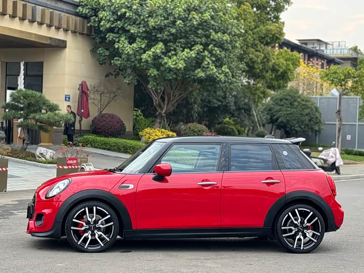 MINI Hatch — фото 13