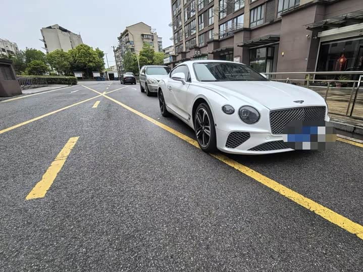 Bentley Continental GT — фото 4