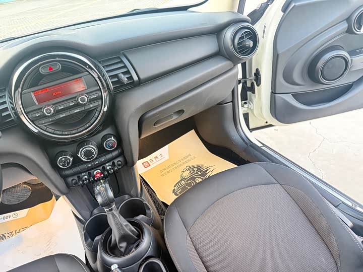 MINI Hatch — фото 12