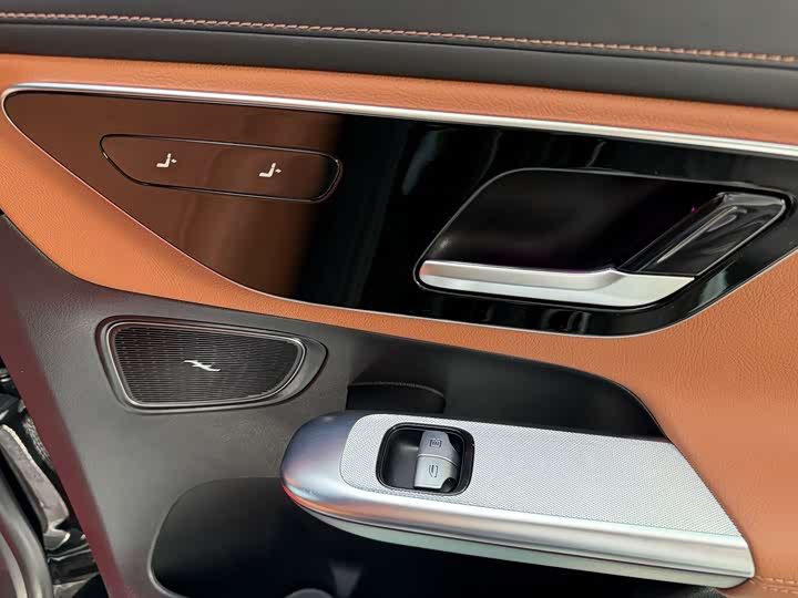 Mercedes-Benz GLC 2023 GLC 260 L 4 MATIC Luxury 7 — фото 4