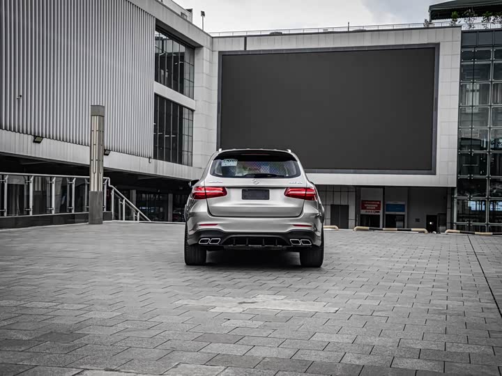 Mercedes-Benz GLC 2018 AMG GLC 63 4 MATIC+ — фото 6