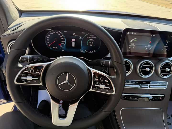Mercedes-Benz GLC 2020 GLC 260 L 4 MATIC Luxury — фото 20