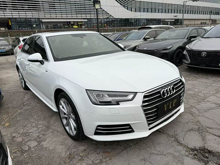 Audi A4L 2018 30 40 TFSI — фото 3