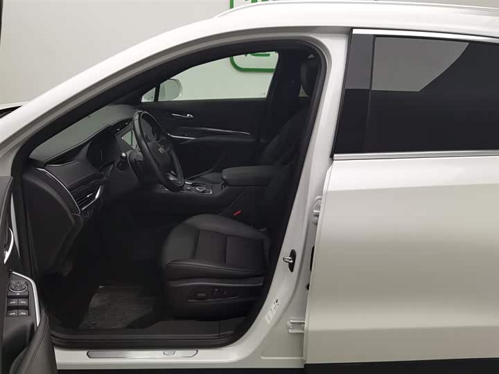 Cadillac XT 4 2020 28 T 2 WD — фото 10