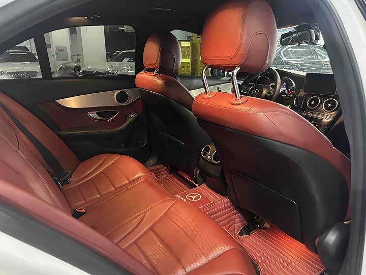 Mercedes-Benz C-Class 2015 C 200 — фото 4
