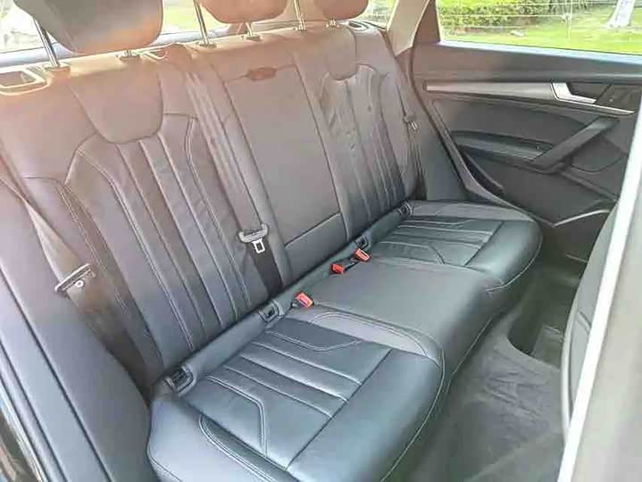 Audi Q5L 40T люкс-динамик — фото 10