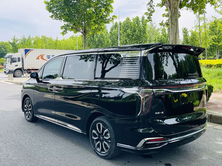 Hongqi HQ9 2023 2.0 T — фото 21