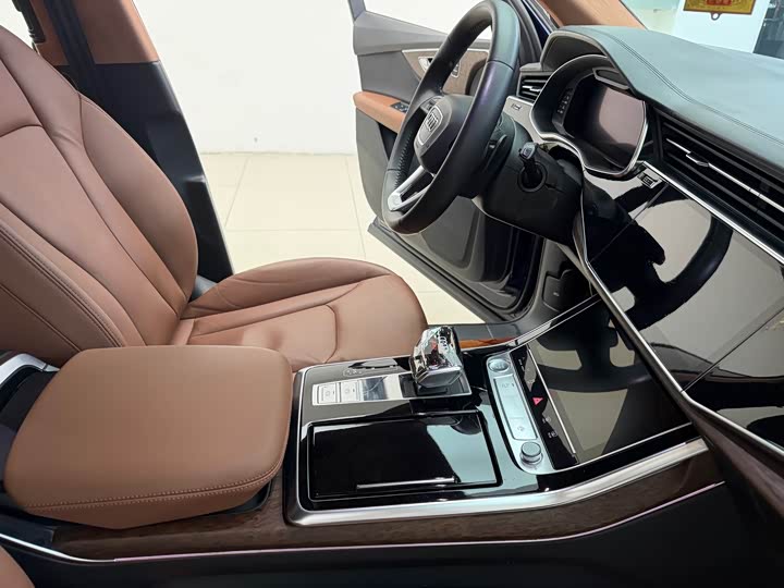 Audi Q7 2020 45 TFSI quattro S line — фото 15