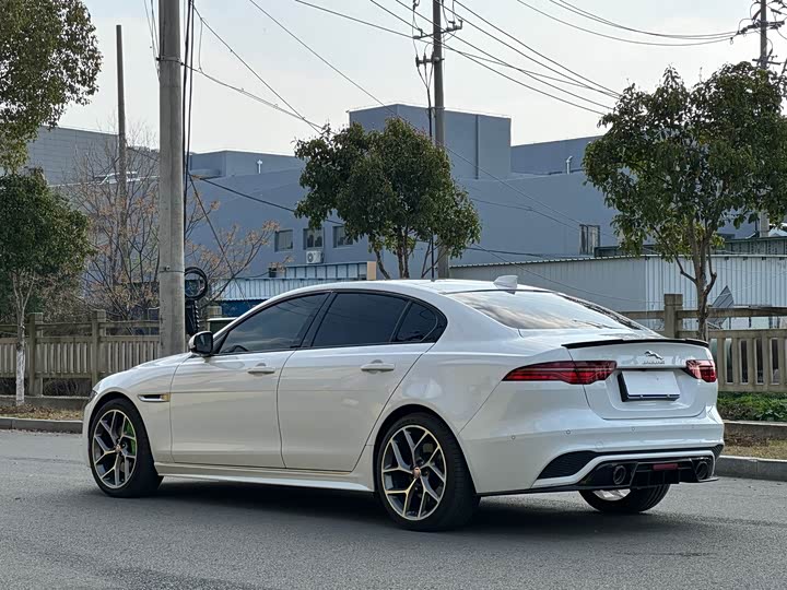 Jaguar XEL 2021 2.0 T 200 PS R-DYNAMIC — фото 26
