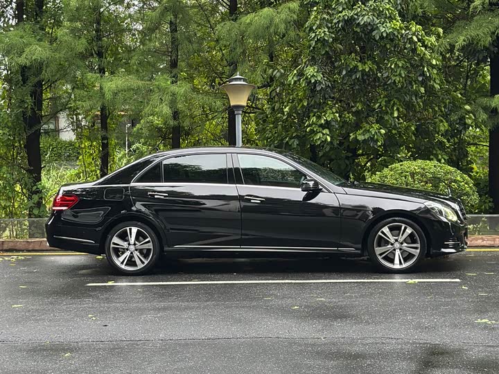 Mercedes-Benz E-Class E 320 L люкс 4MATIC — фото 3