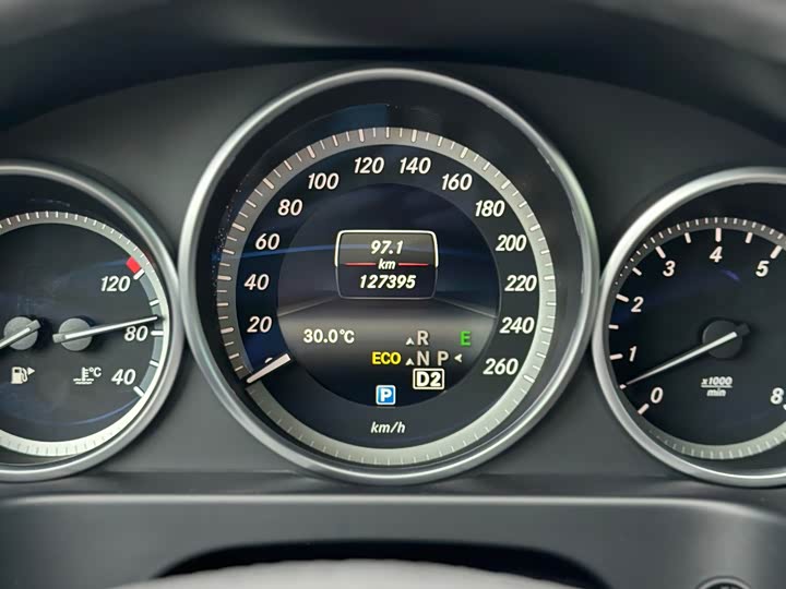 Mercedes-Benz E-Class E 320 L люкс 4MATIC — фото 12