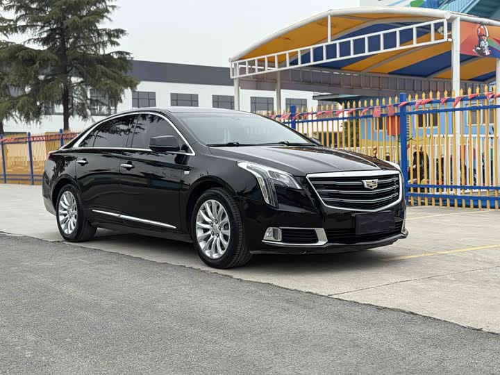 Cadillac XTS 2018 28 T Elite — фото 3