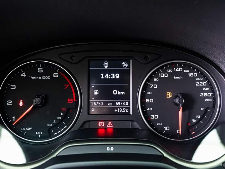 Audi Q2L 2024 35 TFSI — фото 13