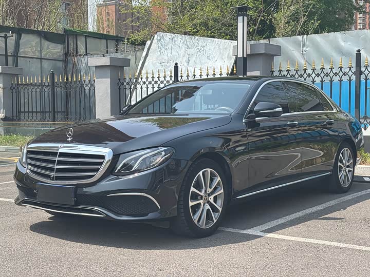 Mercedes-Benz E-Class 2019 E 300 L Luxury