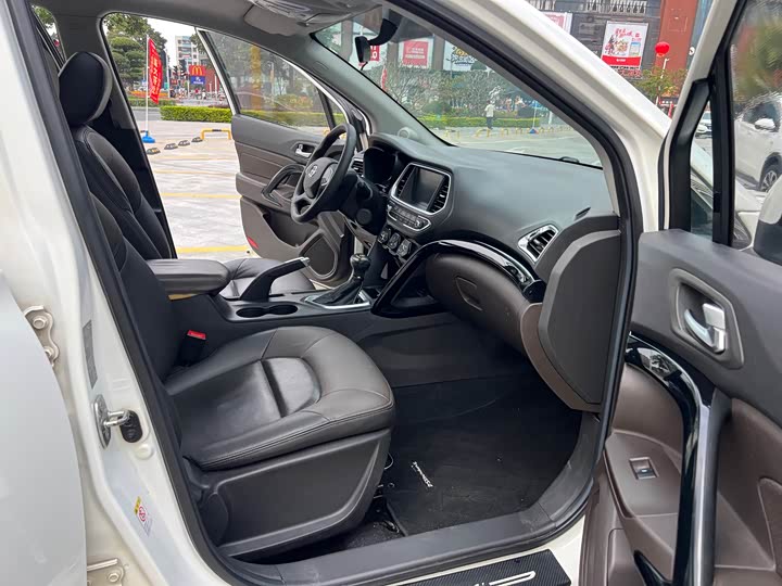 Trumpchi GS4 2015 200 T G-DCT — фото 11