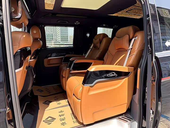 Mercedes-Benz V-Class 2021 V 260 L — фото 12