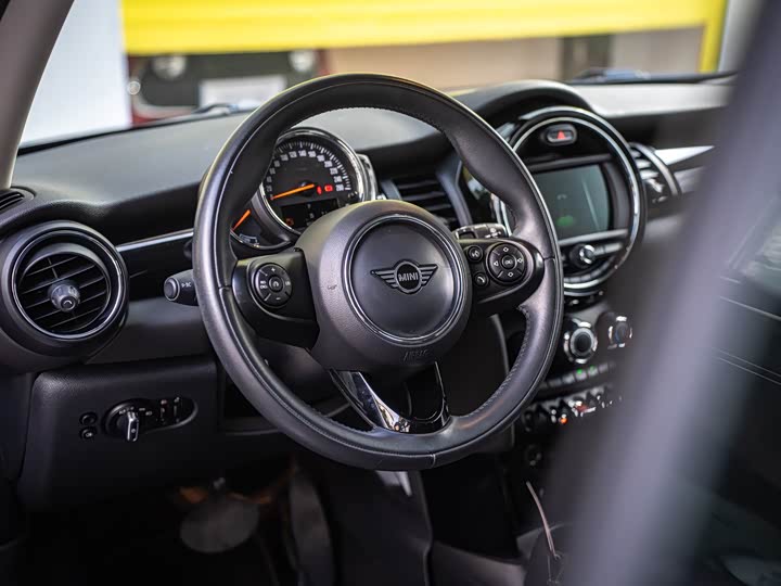 MINI Hatch — фото 10