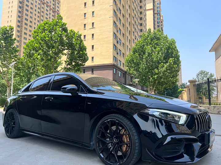 Mercedes-Benz A-Class AMG 2021 AMG A 35 L 4 MATIC — фото 3