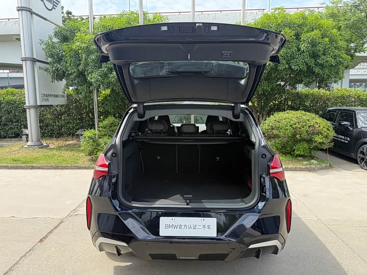BMW X3 2025 x Drive 30 L Leading M — фото 7
