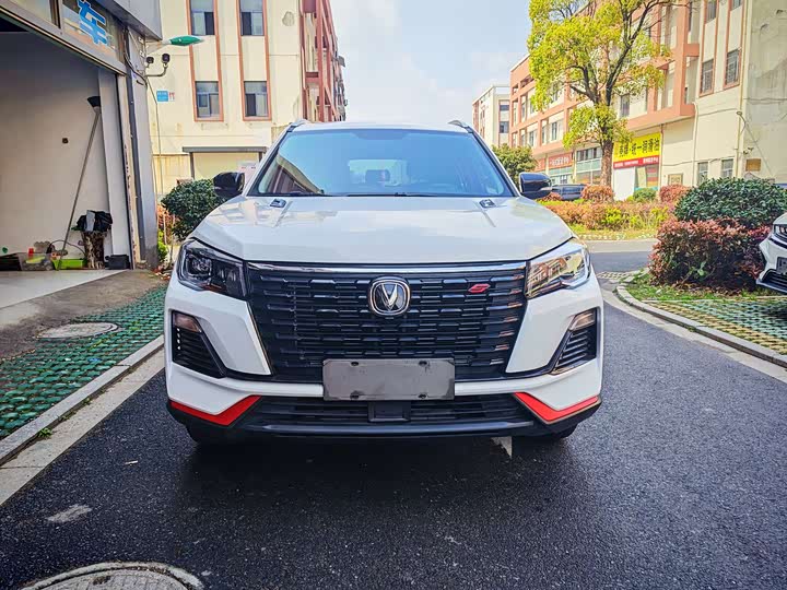 Changan CS75 2023 1.5 T DCT — фото 2