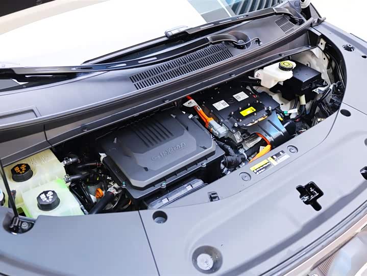 Trumpchi M8 2024 Hybrid — фото 32