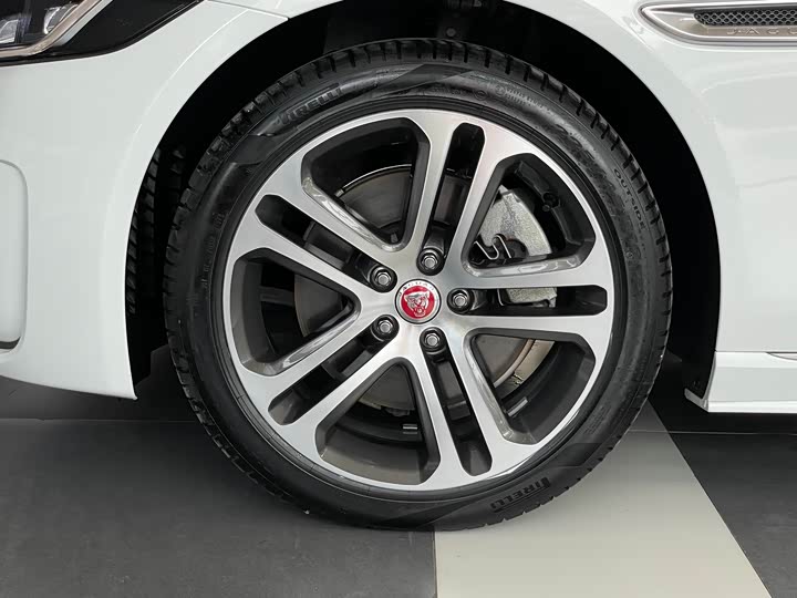 Jaguar XEL 2021 2.0 T 250 PS R-DYNAMIC S — фото 29
