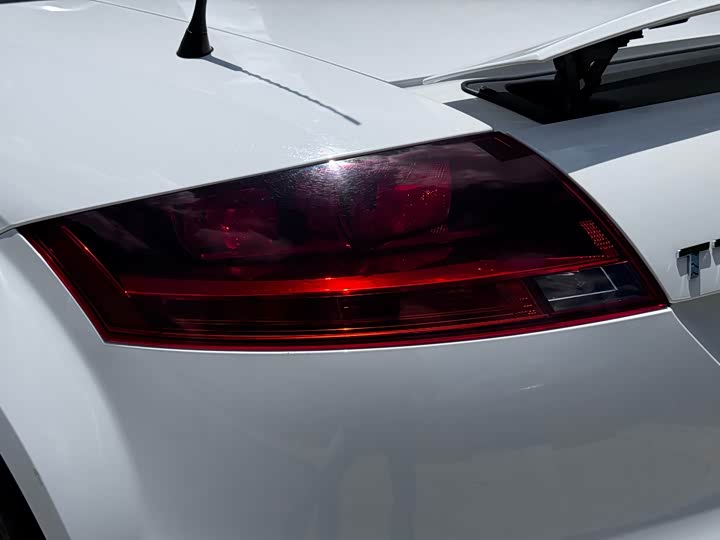 Audi TT 2013 TT Roadster 45 TFSI — фото 20