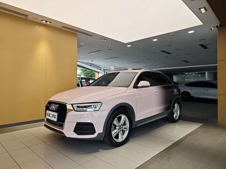 Audi Q3 2018 30 TFSI — фото 1