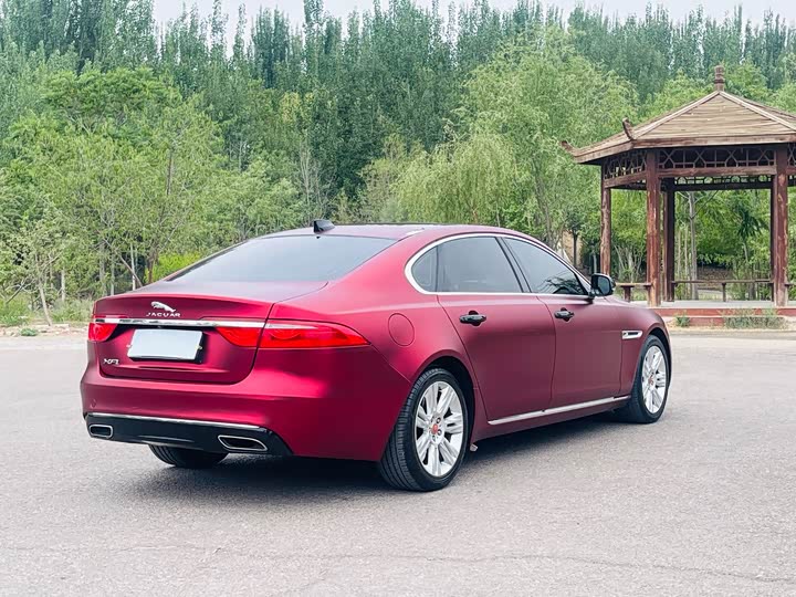Jaguar XFL 2018 XFL 2.0 T 250 PS — фото 10