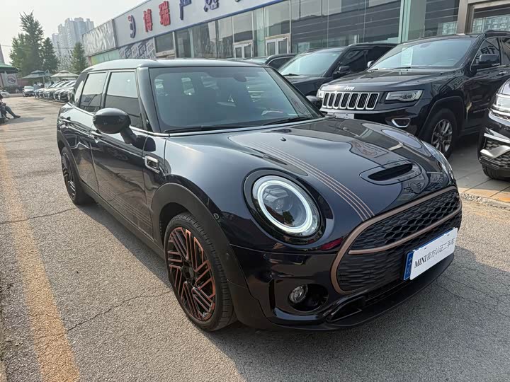 MINI Clubman — фото 3
