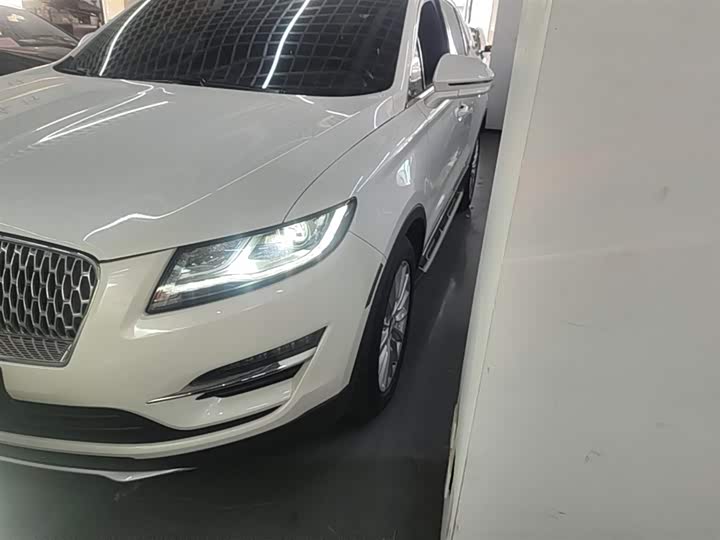 Lincoln MKC 2019 2.0 T 2 WD VI — фото 24